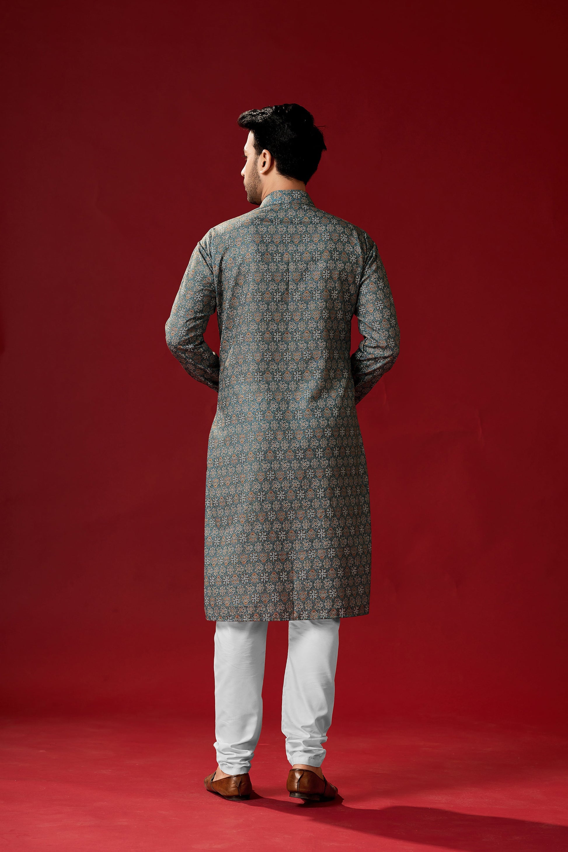 Grey Cotton Kurta Pyjama For Men - Indian Paridhan 