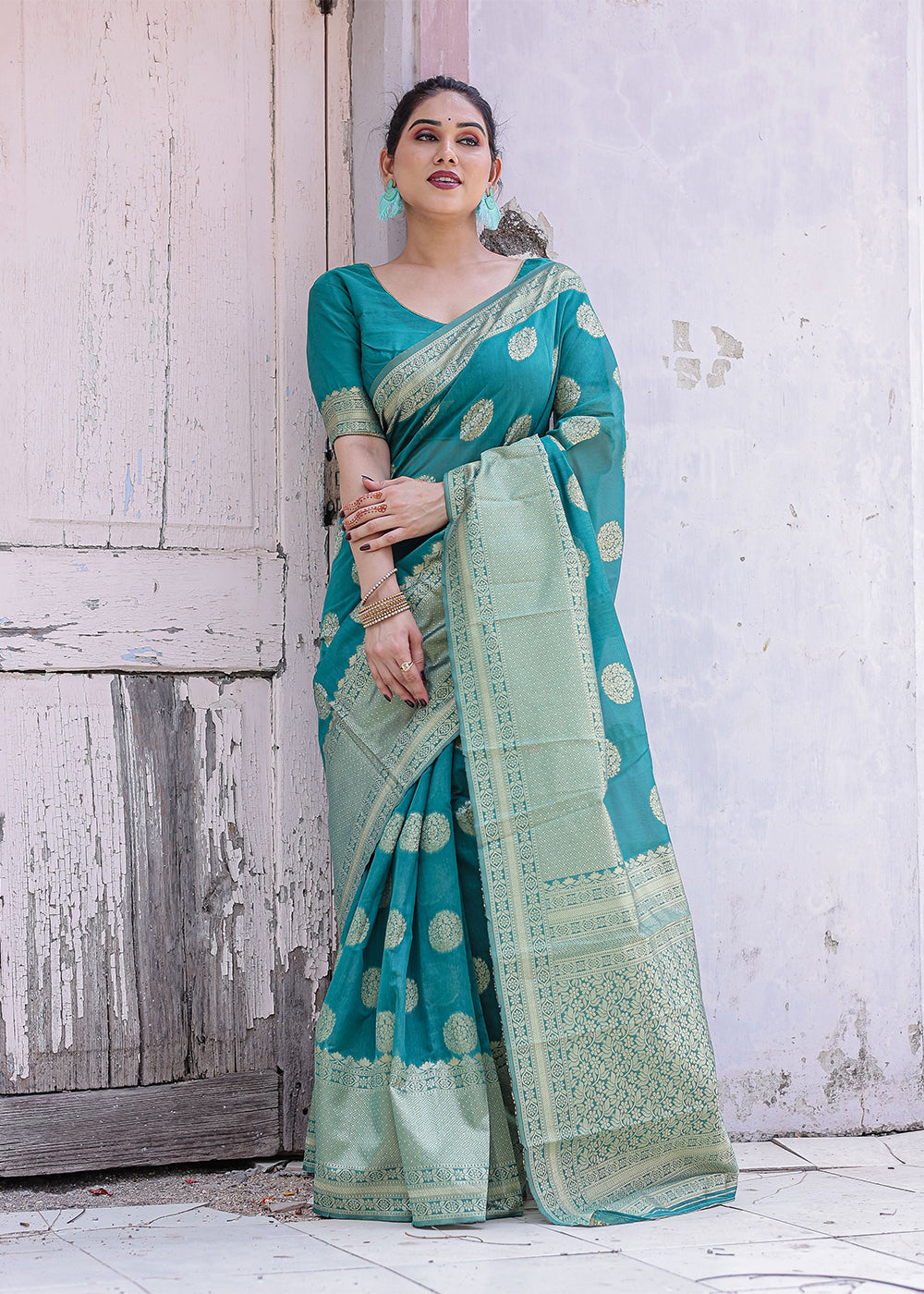 Green Zari Silk Woven Saree With Blouse - Indian Paridhan 