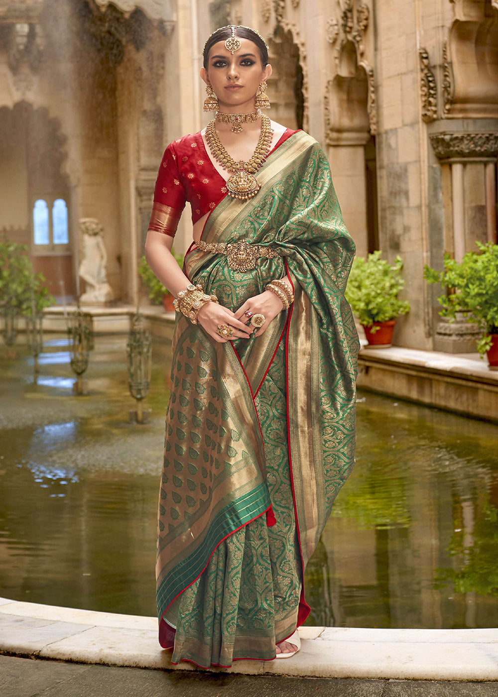 Green Woven Jacquard Party Wear Silk Saree - Indian Paridhan 